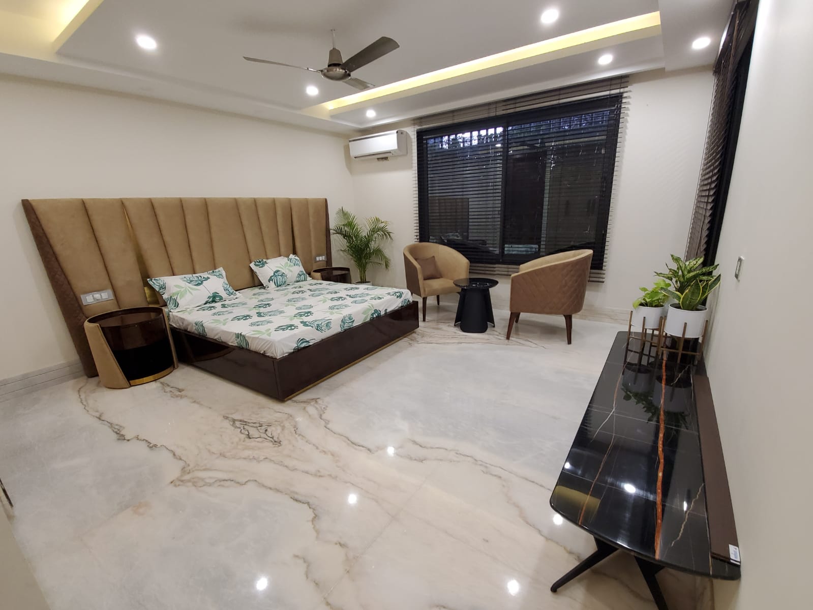 Fully Furnished Luxury Floor At Garden Villa